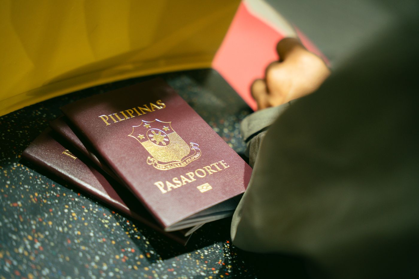 Pasaporta dhe dokumente udhëtimi